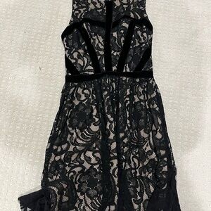 Elegant Black Lace Dress